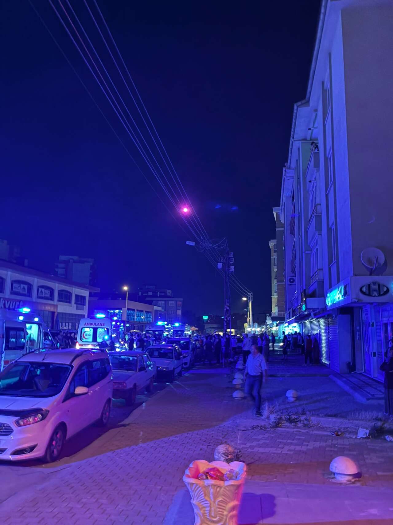 Konya’nın merkezinde gece yarısı büyük kaza! 8 yaralı var 14